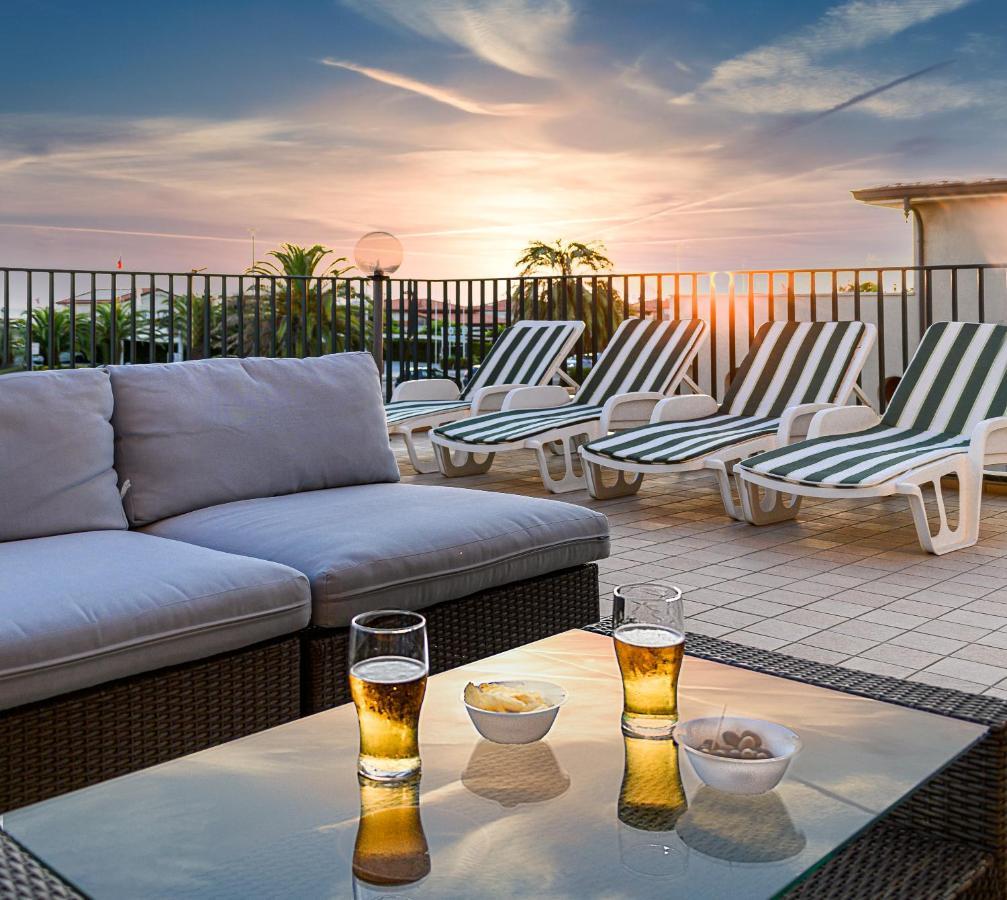 Hotel Paris Lido di Camaiore Buitenkant foto