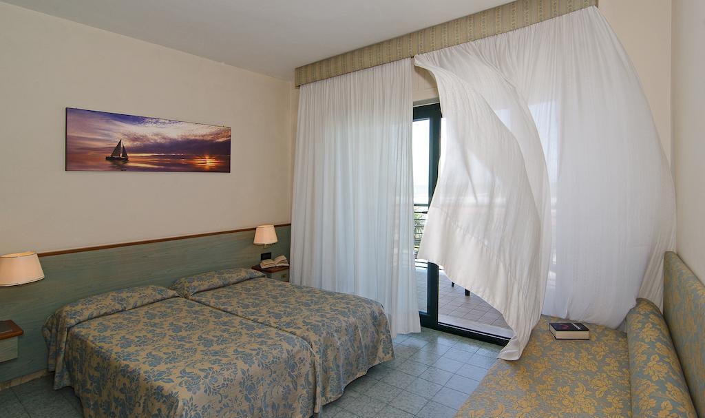 Hotel Paris Lido di Camaiore Kamer foto