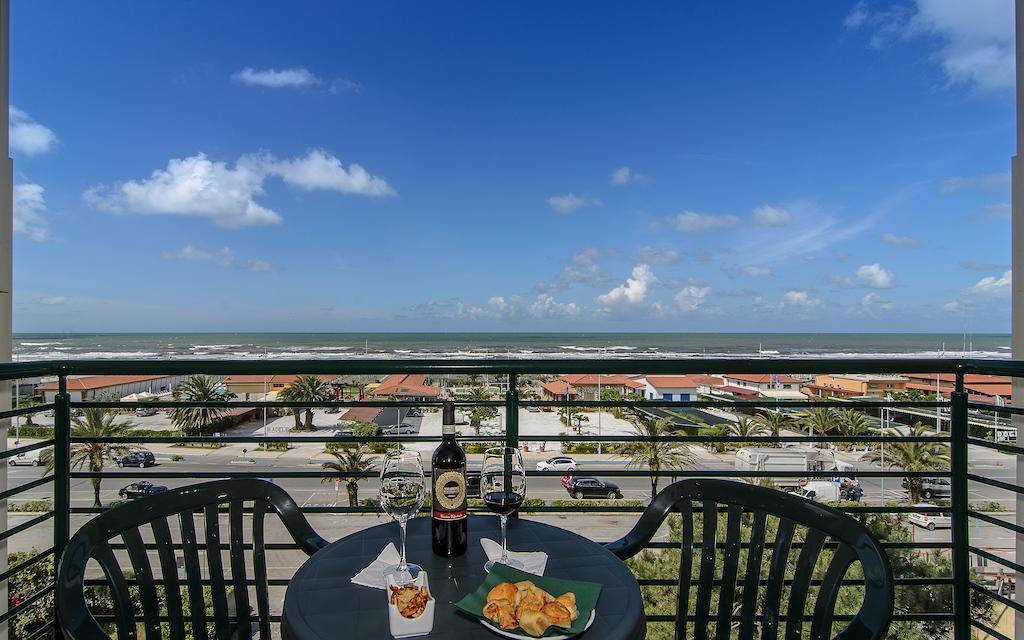 Hotel Paris Lido di Camaiore Buitenkant foto